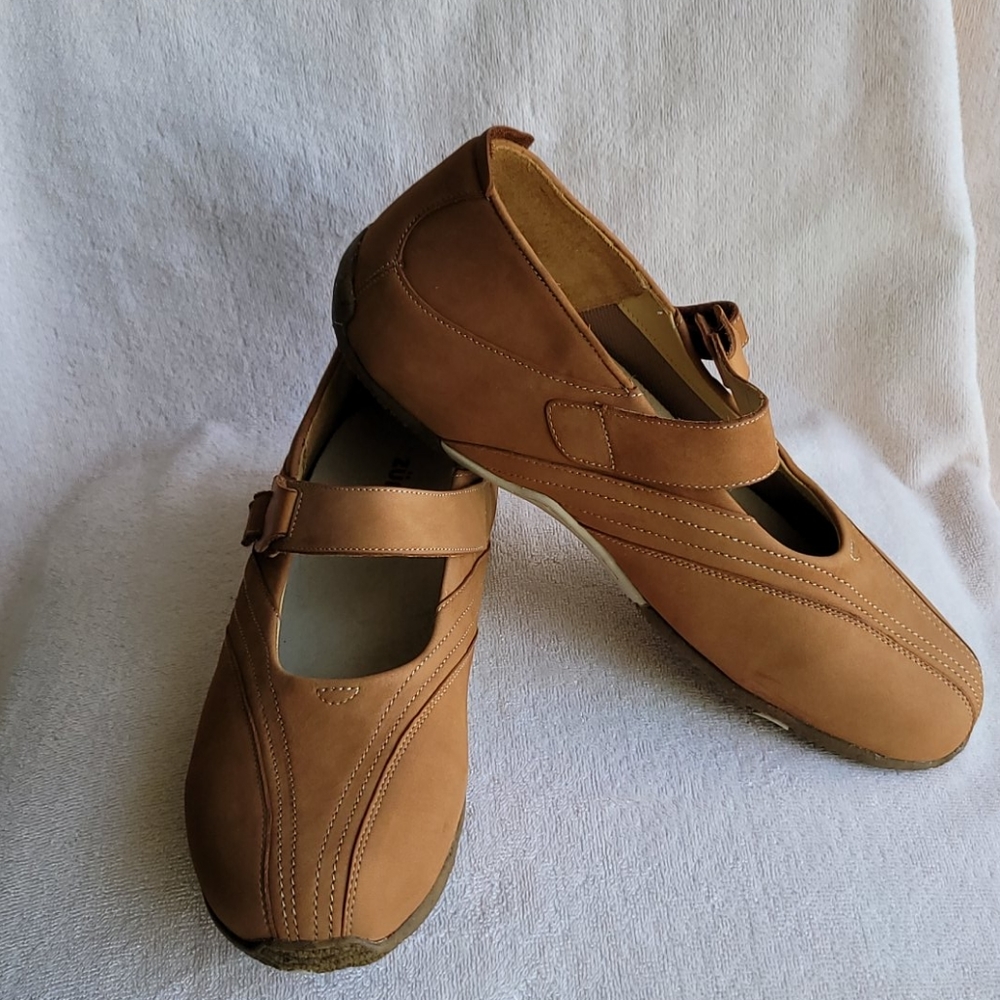 Zumfoot Constance Leather Mary Jane Shoes